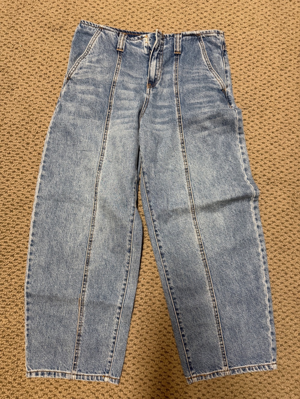 Barrel Jeans